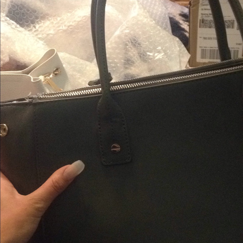 Purse - Picture 3 of 5